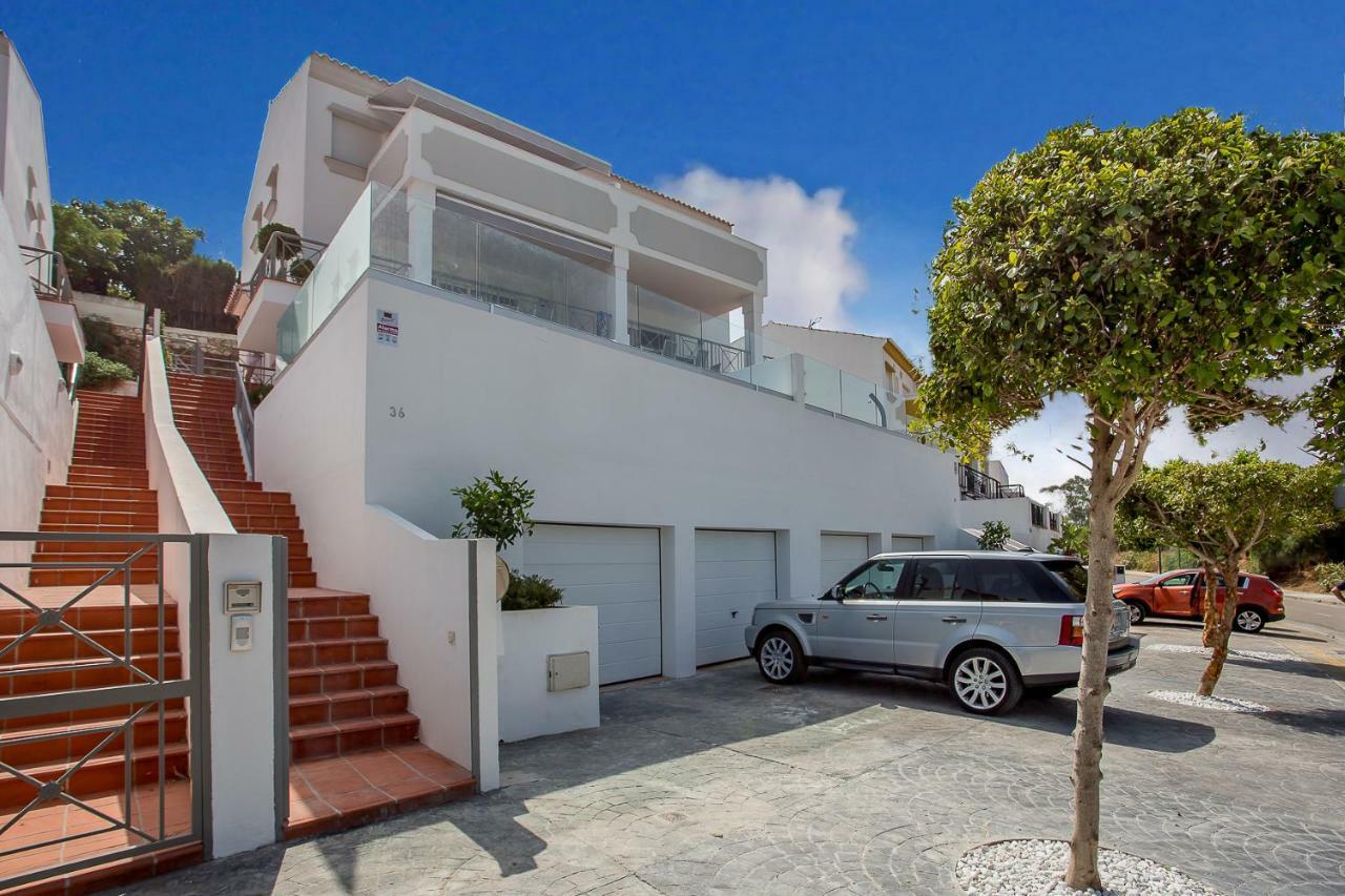Luxury With Private Swimming Pool