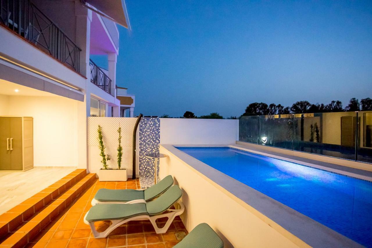 Luxury With Private Swimming Pool Marbella