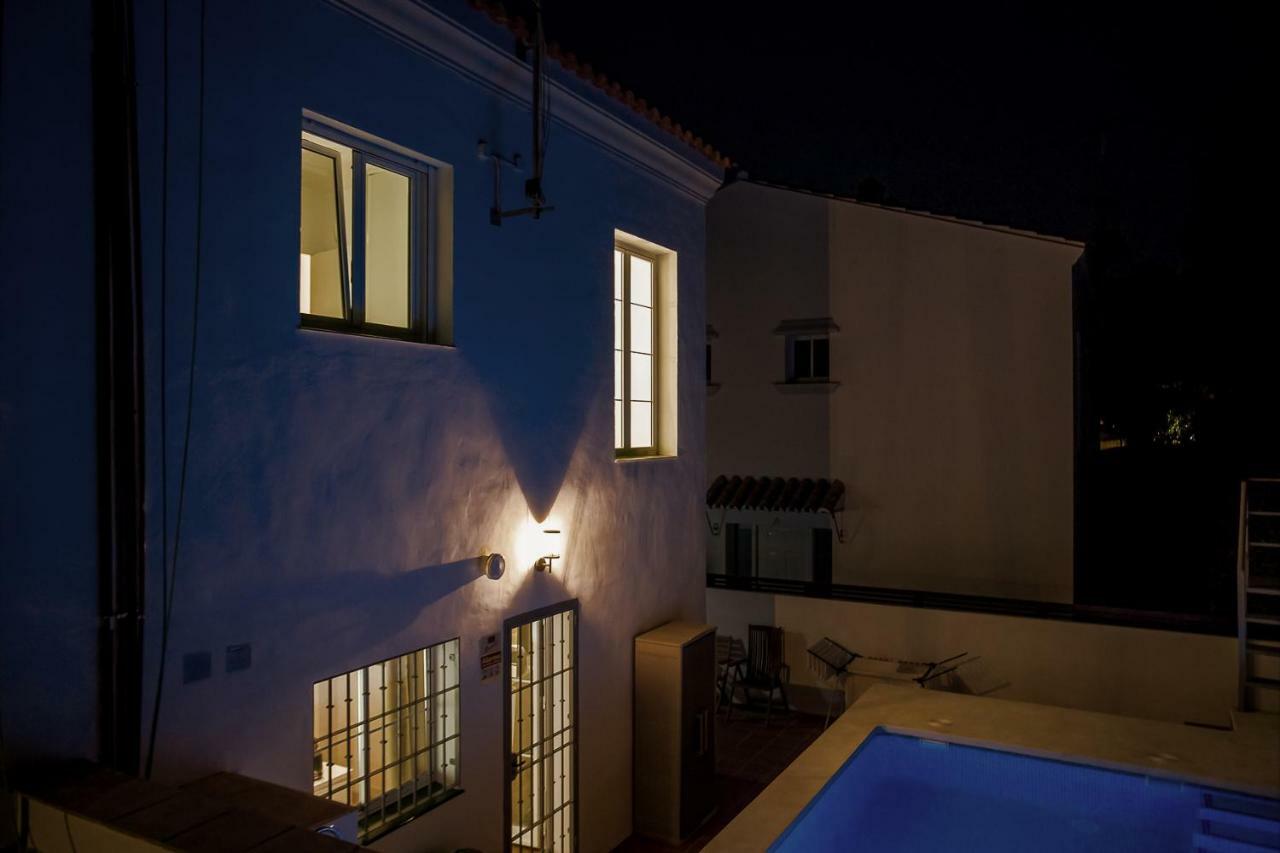 Luxury With Private Swimming Pool