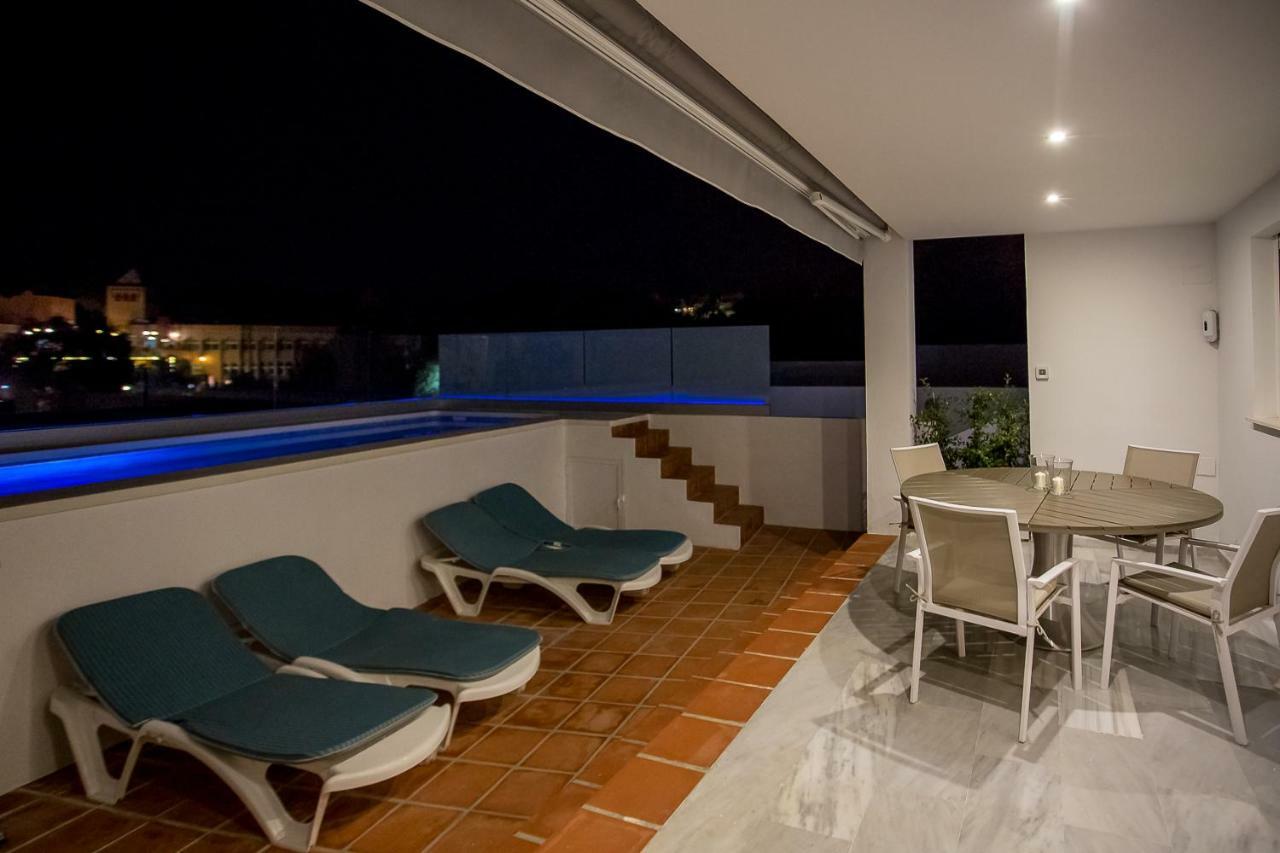 Luxury With Private Swimming Pool Apartment
