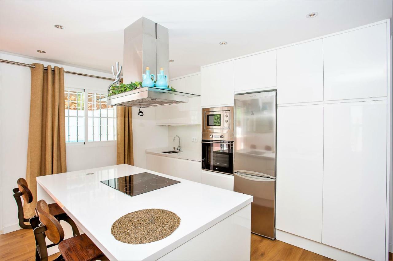 Luxury With Private Swimming Pool Apartment